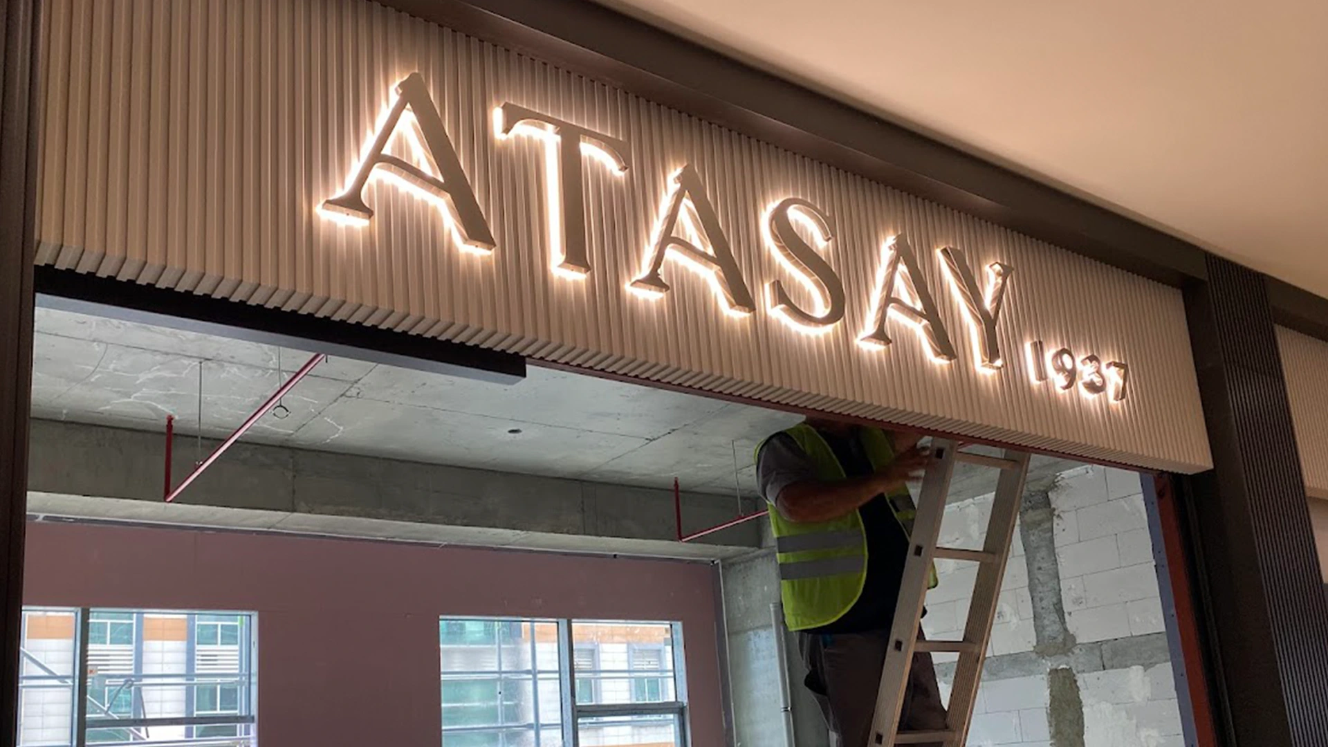 Kurumsal bayi tabelası Türkiye geneli montaj hizmetleri